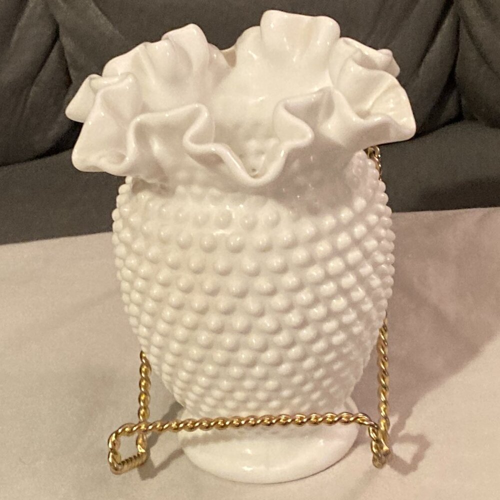 VTG 1948 FENTON White Hobnail Milk Glass Double Crimped Vase-Ruffled Edges-6" H